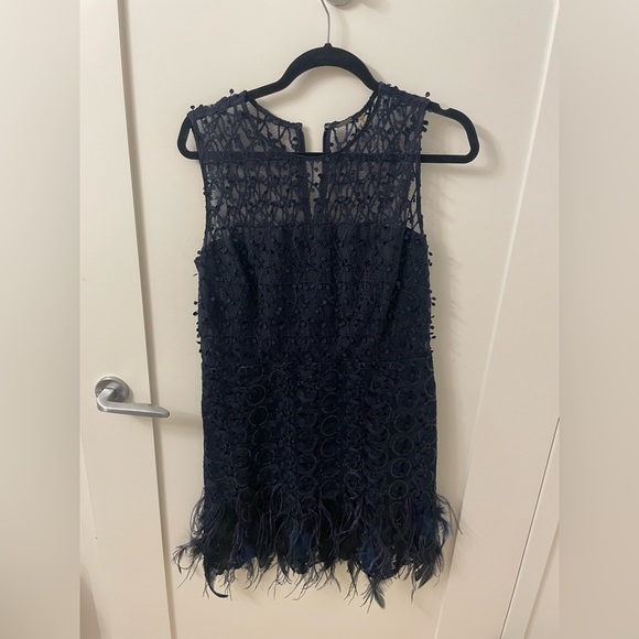 Elie Tahari Cocktail Dress with feathers and beading in navy blue - Picture 1 of 3